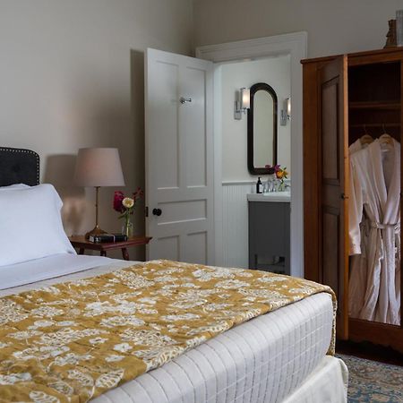 Landmark Inn Купърстаун Екстериор снимка